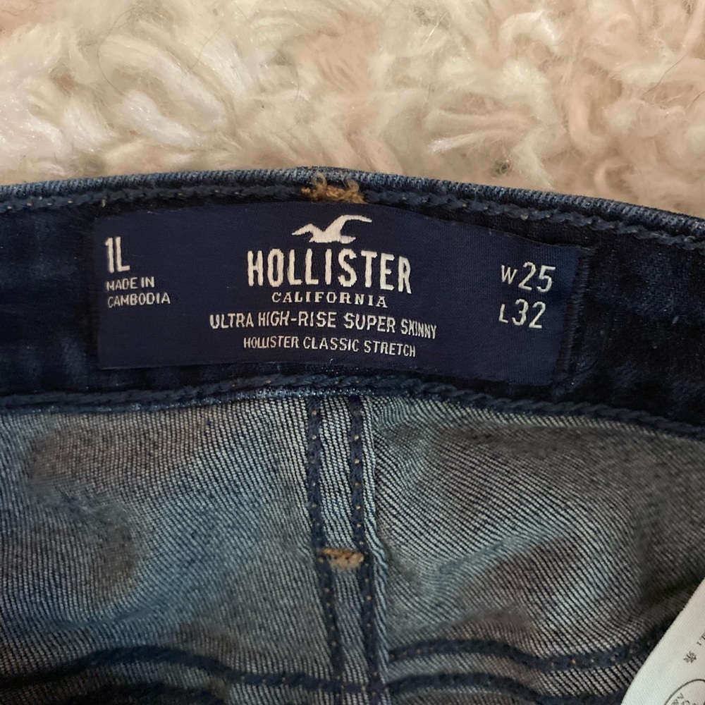 Hollister Ultra high rise skinny jeans Dark Blue